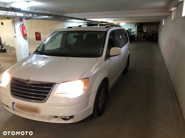 Chrysler Town & Country 3.8 Touring - 1