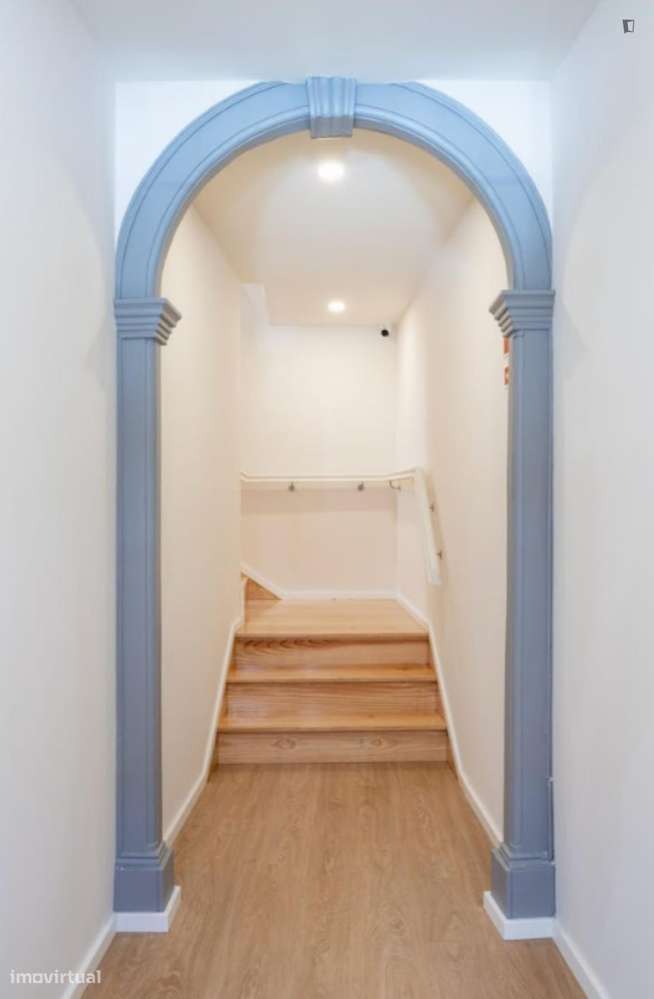 Apartamento com 1 quartos - localizado em Lordelo do Ouro Porto - Grande imagem: 5/6