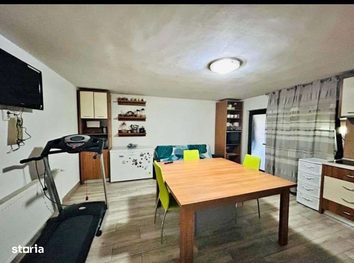 Casă cu piscină Priboieni - Argeș - Imagine principală: 2/9