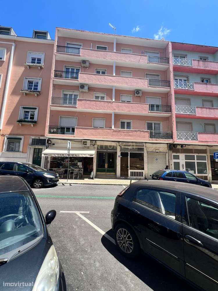 Oportunidade de Investimento em Campo de Ourique – Habitação + Loja Ar - Grande imagem: 5/15