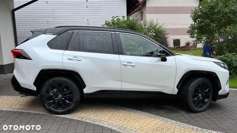 Toyota RAV4 - 6