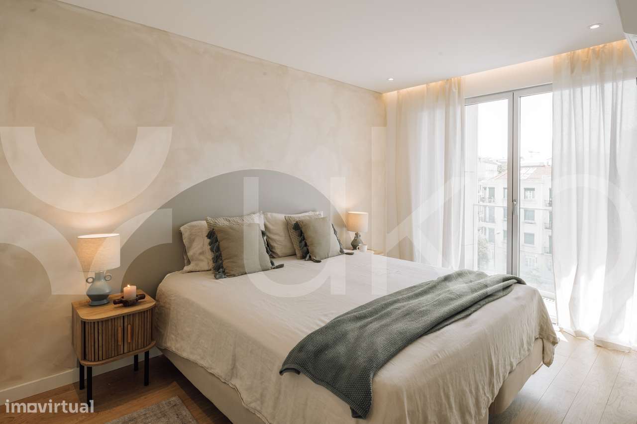 Apartamento T2, T3, T4 com varanda em Alvalade - Grande imagem: 5/22