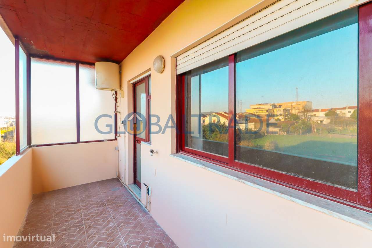 Apartamento T2 Renovado & Equipado em Rio Tinto-10