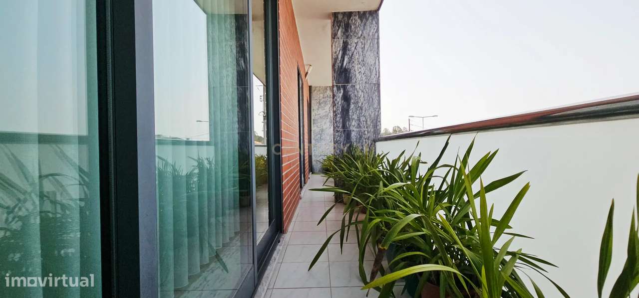 Andar Moradia  T3 em Barqueiros, como Novo-35