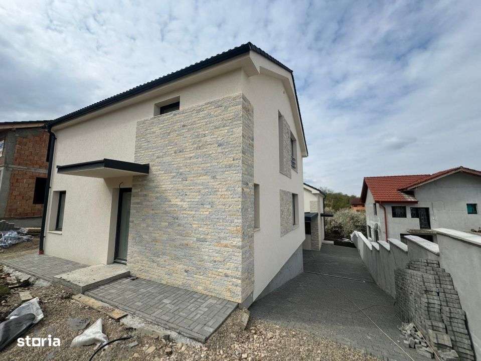 Casa 4 camere, 120 mp utili, teren, CF disponibil, zona Aerodromului D-1