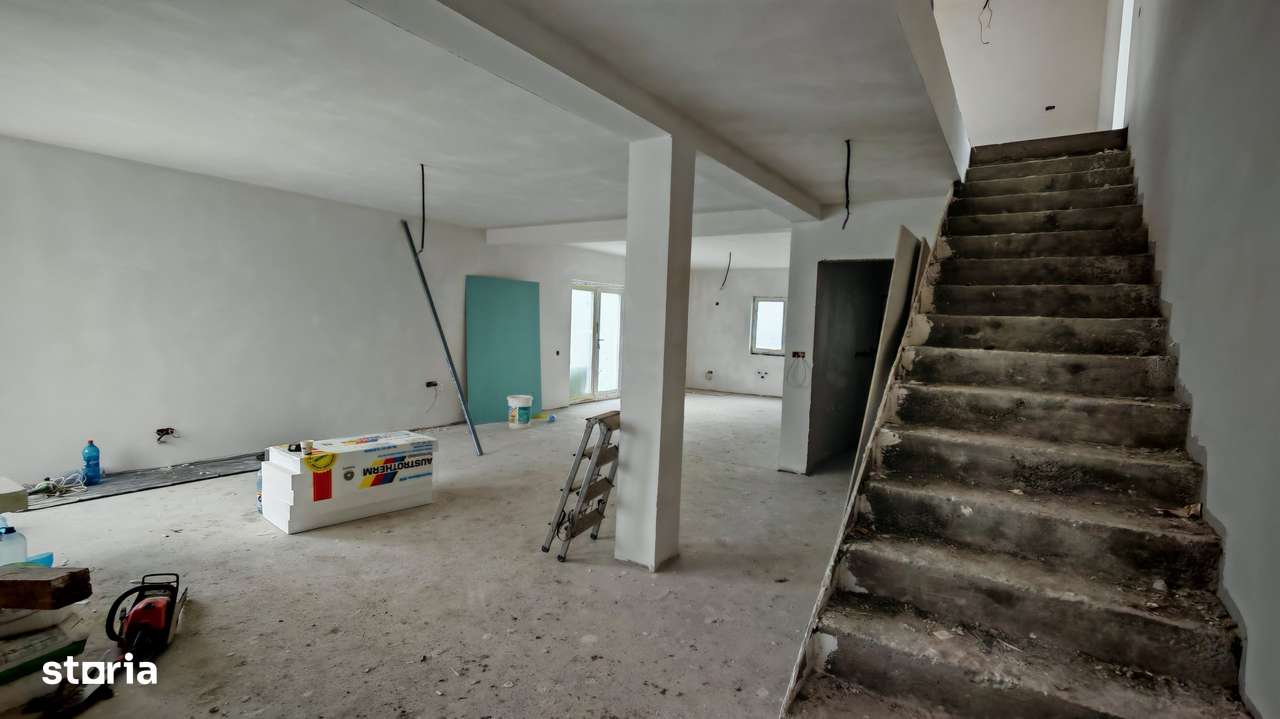 Vila LUX Parter+Etaj(stil mediteranean) in Stupini zona Plugarilor-15