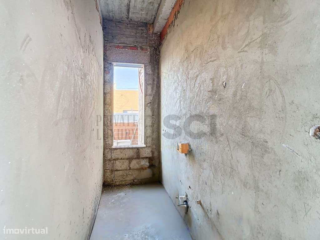 Moradia T4 Azeitão Térrea Isolada com Garagem Piscina-11