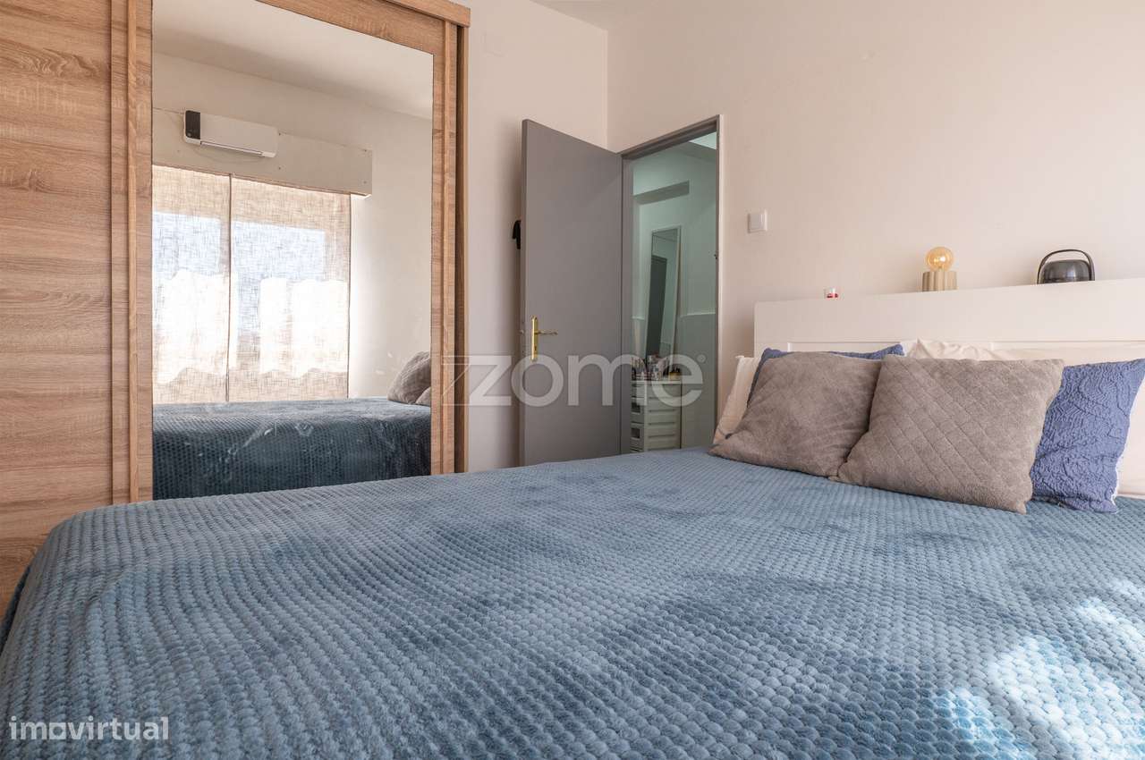 Apartamento T1+1 à venda Monte Abraão-8