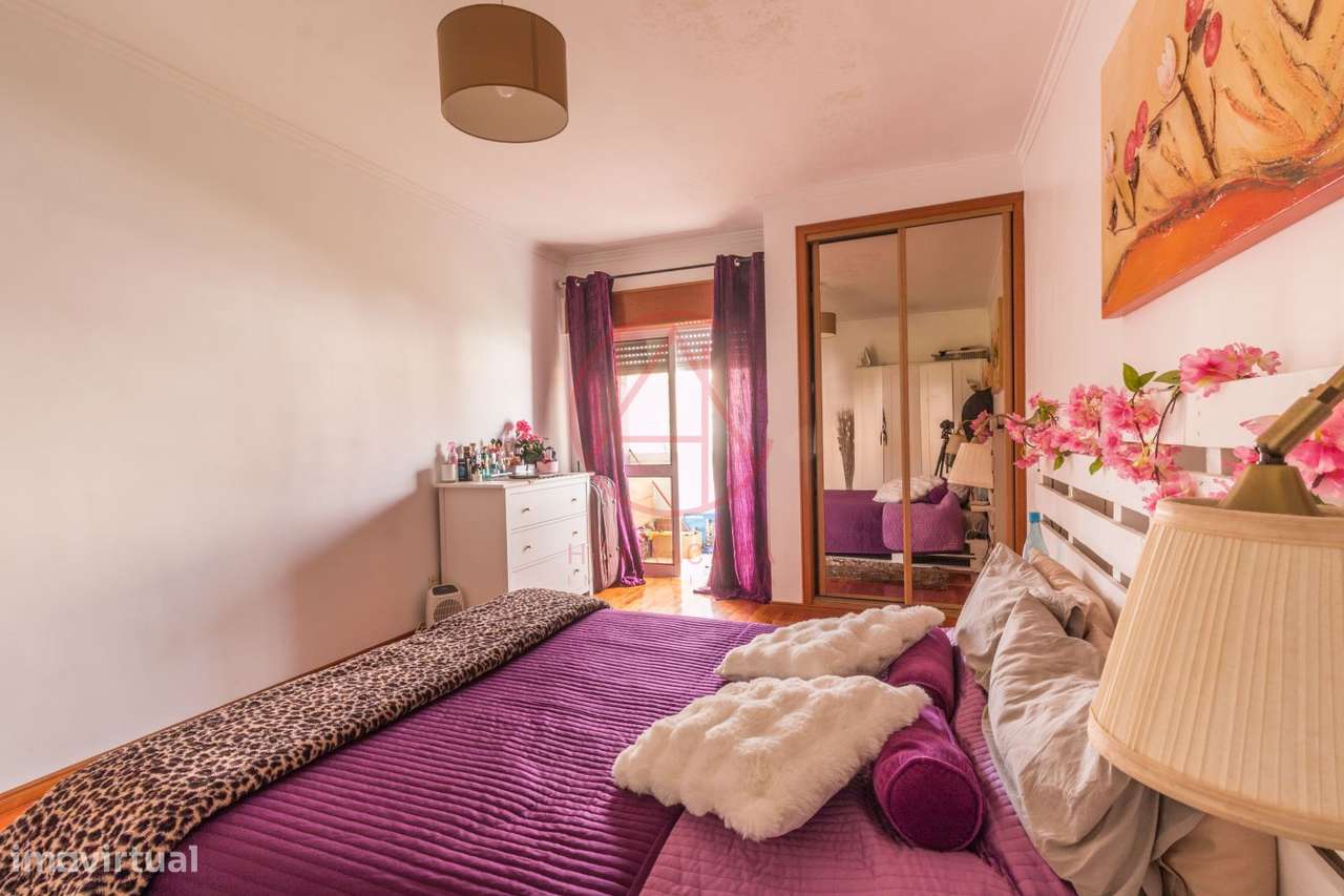 T2 Povoa de Santa Iria com varanda-33