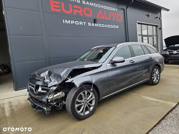 Mercedes-Benz Klasa C 200 (BlueTEC) d T - 8