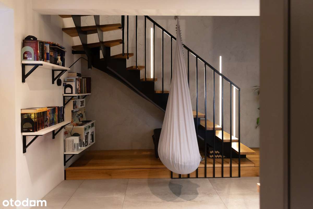 Mieszkanie 3-pokojowe, dwupoziomowe ul. Elizy Orzeszkowej-1