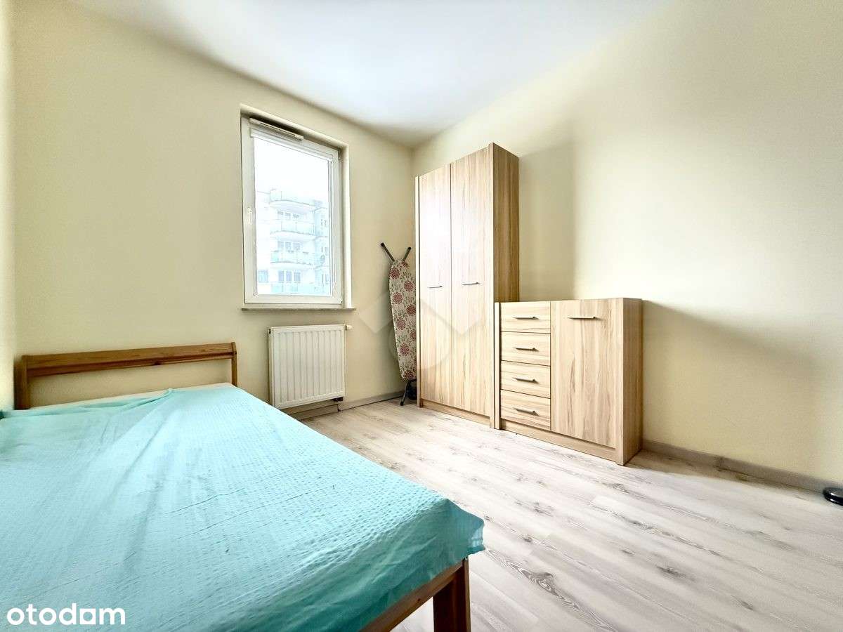 Przestronne 3- pokojowe mieszkanie z balkonem!-2