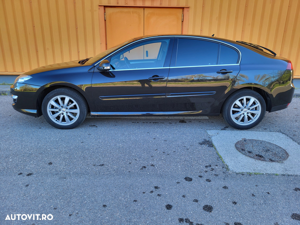 Renault Laguna dCi 110 FAP Bose Edition - 12