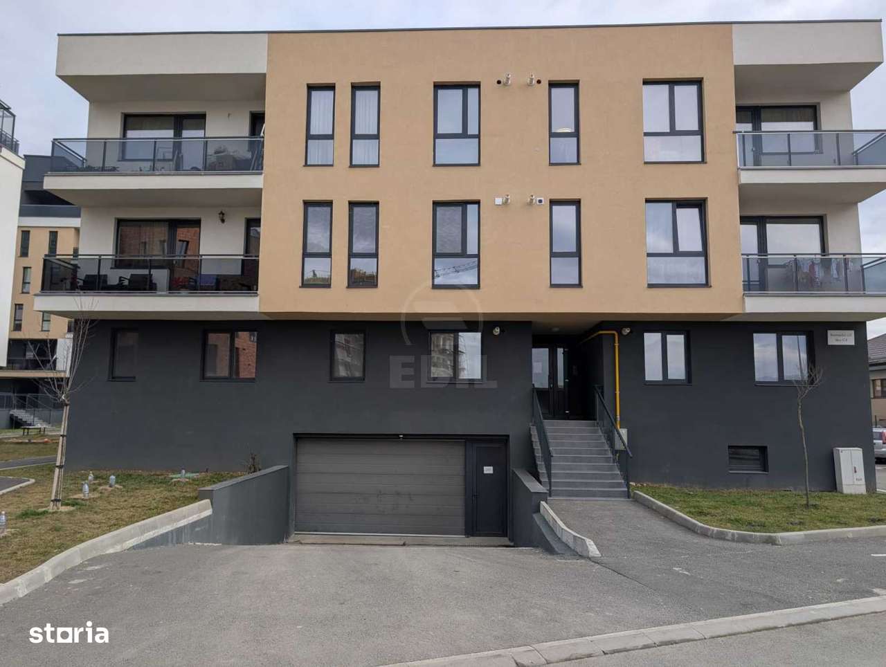 COMISION 0 Apartament 3 camere semidecomandat zona Somesului