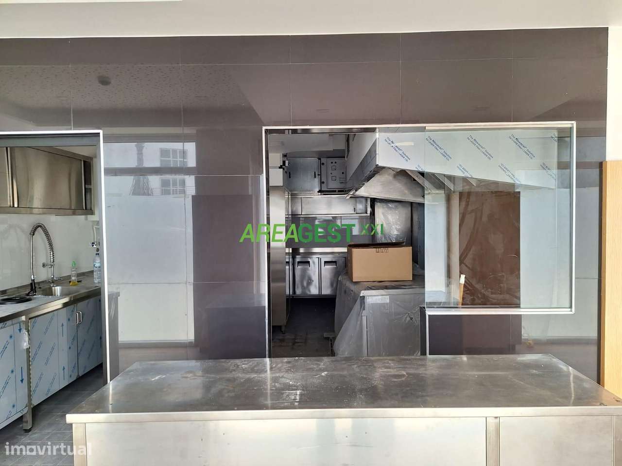 Loja para Venda com rendimento, localizada em Ericeira-5