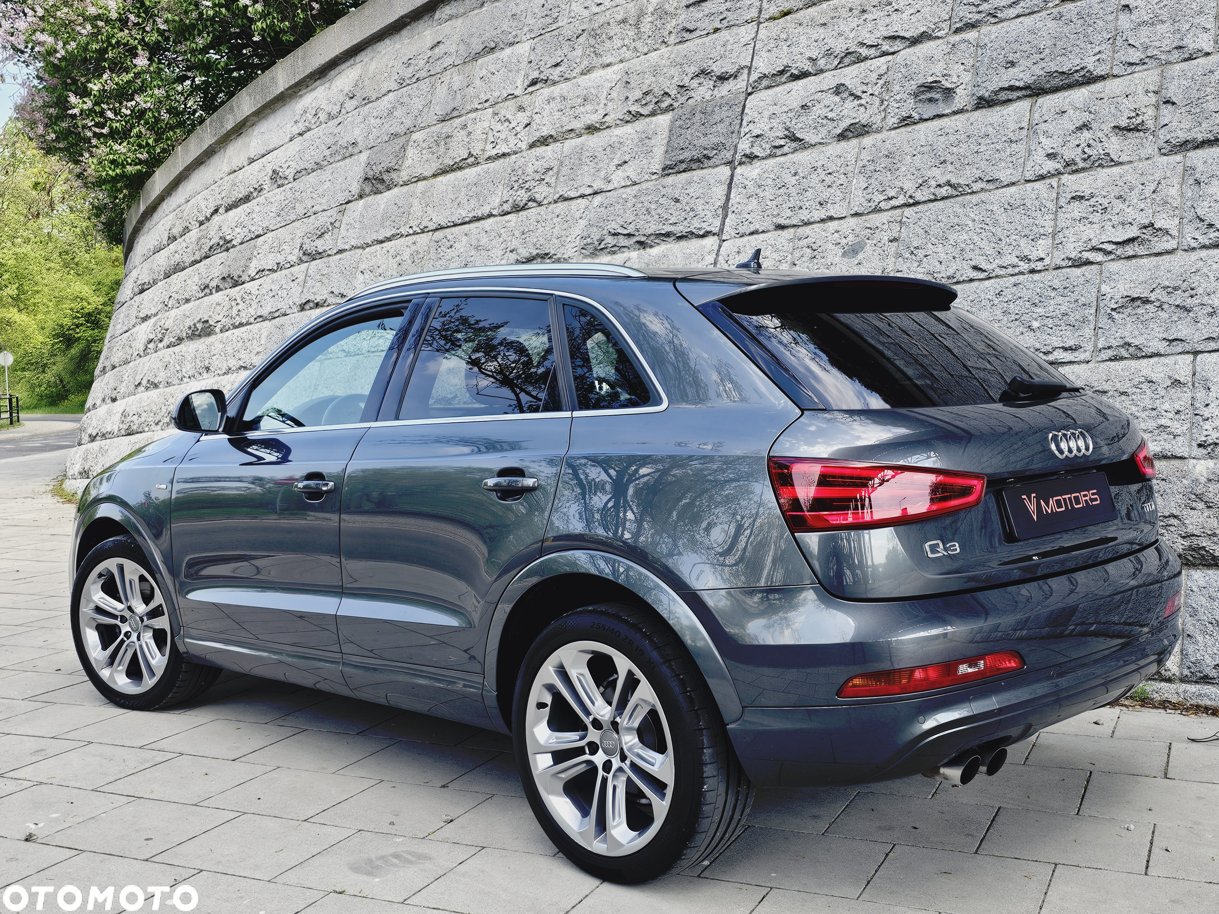 Audi Q3 2.0 TDI Edycja Specjalna - 14