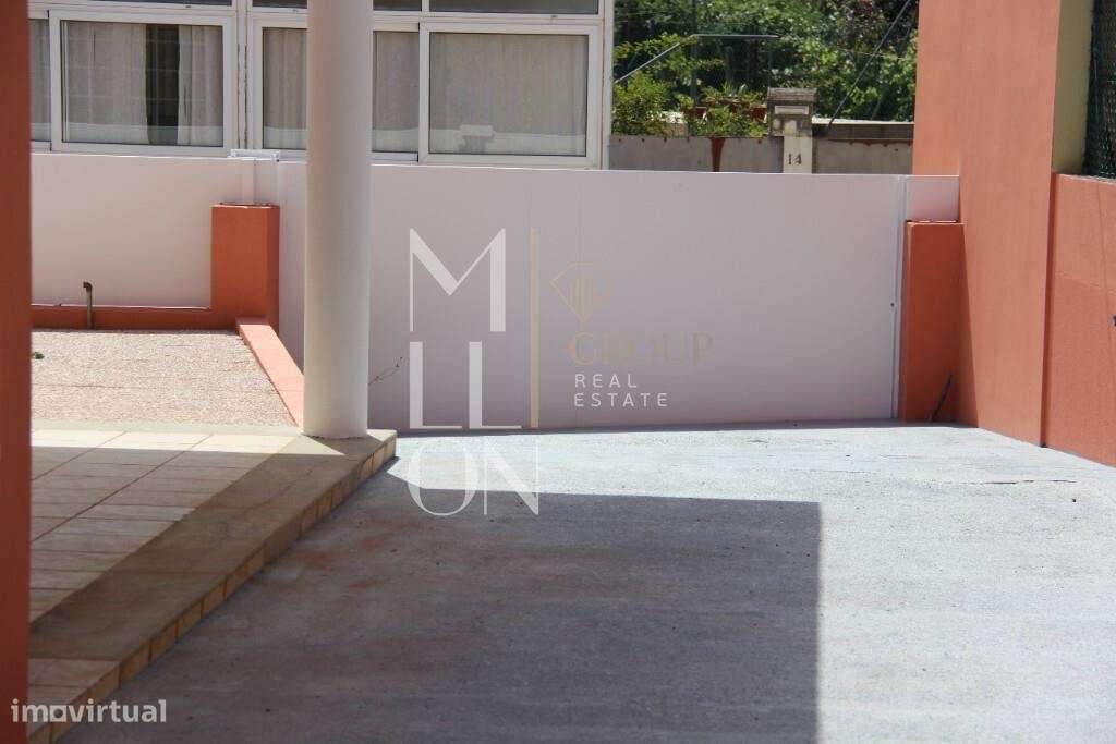 Moradia T4 com garagem-20