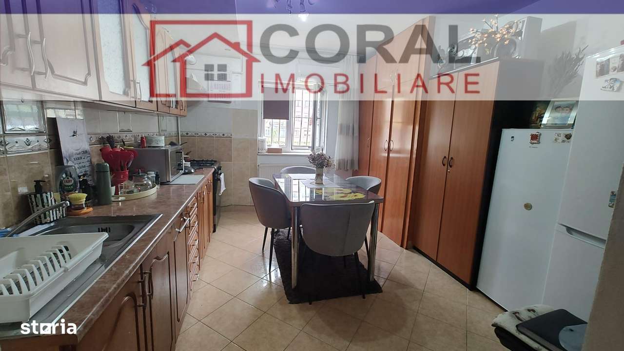 De vanzare apartament 3 camere, Al. Pescarilor-5