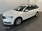 Skoda Octavia Combi Diesel 1.6 TDI DSG Style - 21