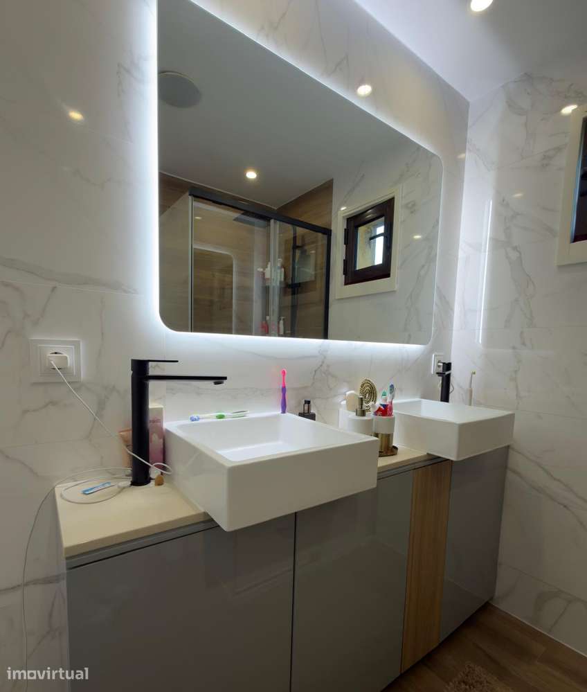Apartamento T3 Duplex ao Monte dos Burgos-30
