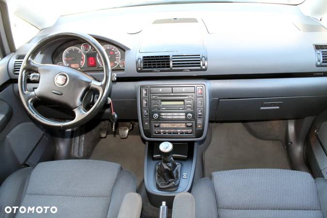 Seat Alhambra 2.0 TDI Ecomotive 4Kids - 10