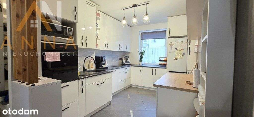 Dwupoziomowe mieszkanie dla dużej rodziny, Sady-0