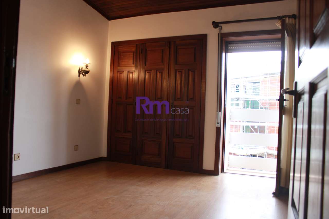 excelente moradia independente na Cruz de Celas-12