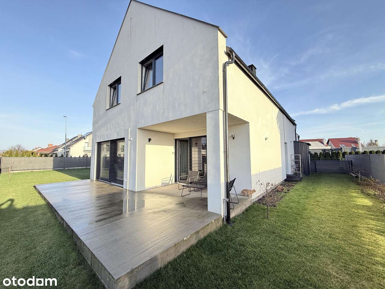 dom z dużym garażem  + lokal usługowy - pow. 262m2 -- Leszno - Zatorze-14