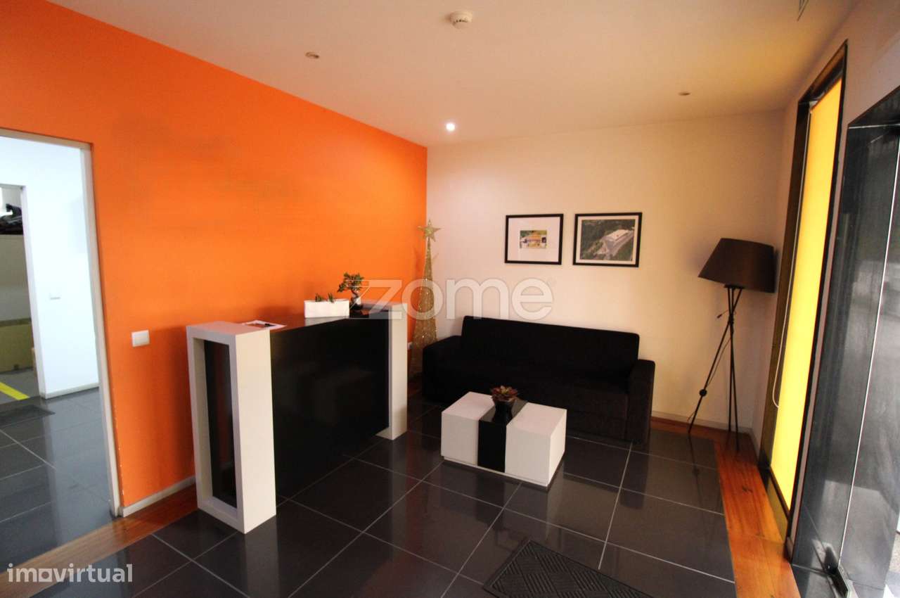 PAVILHÃO c/ 2000m2 FELGUEIRAS-9