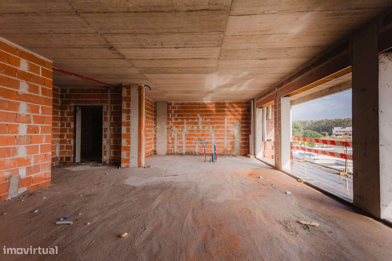 EDIFÍCIO ESSENZA | PARCEIROS — T4 NOVO - Grande imagem: 4/14