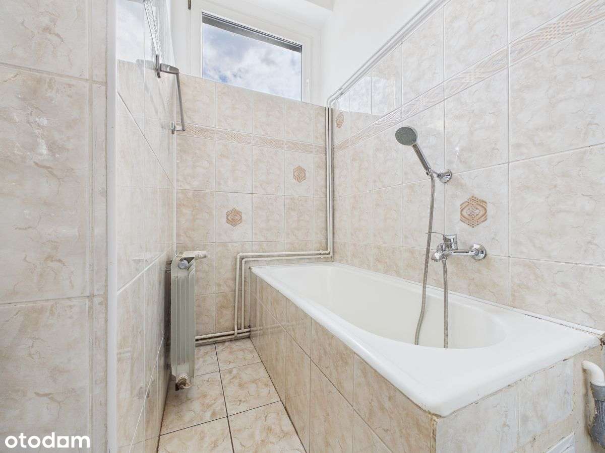 Przestronne 2 pokoje z garażem i ogródkiem.-3