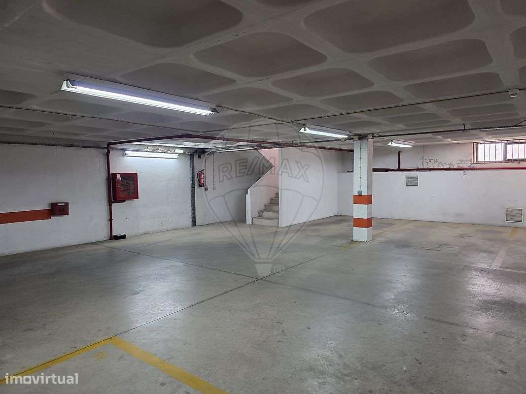 Garagem  para venda - Grande imagem: 2/10