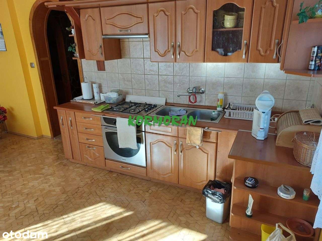 Jednorodzinny do odświerzenia w super lokalizacji-2