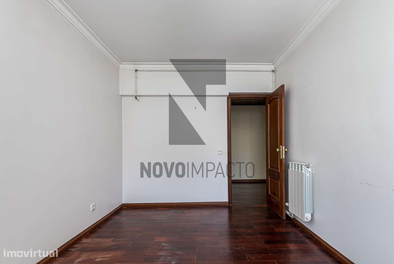 T4 Espaçoso no Centro do Montijo – Excelente Oportunidade-34