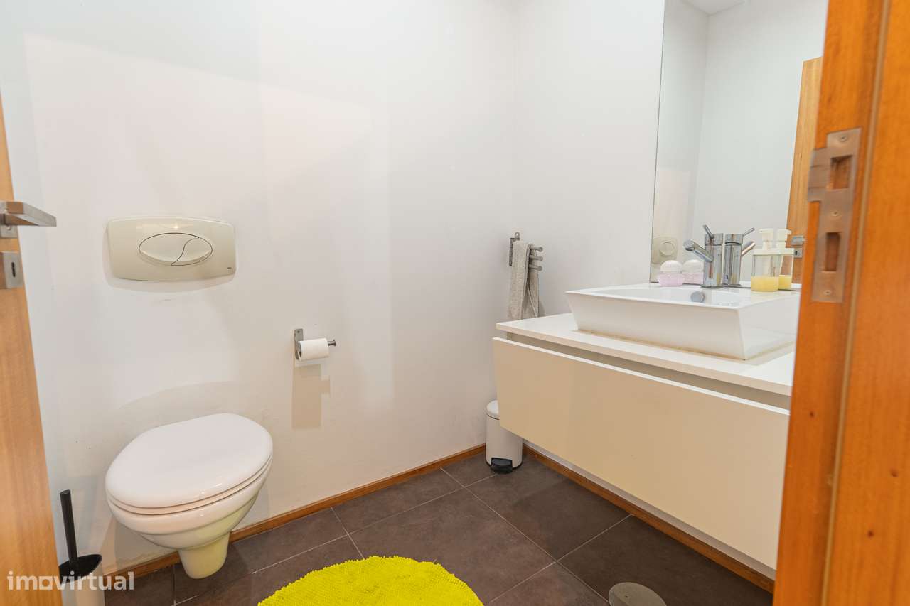 Moradia T3 moderna em Sanfins-12