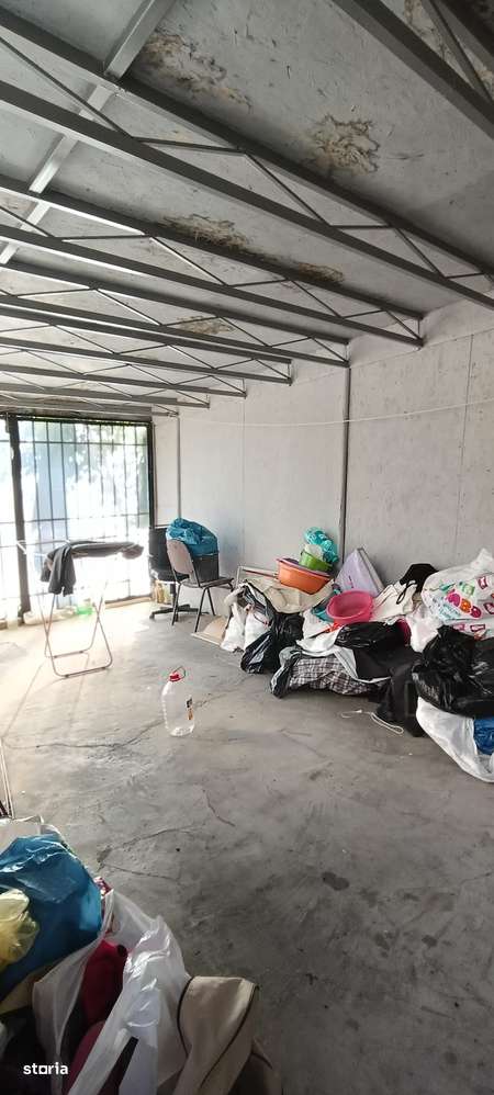 Casă/curte/garaj/Escalei-8