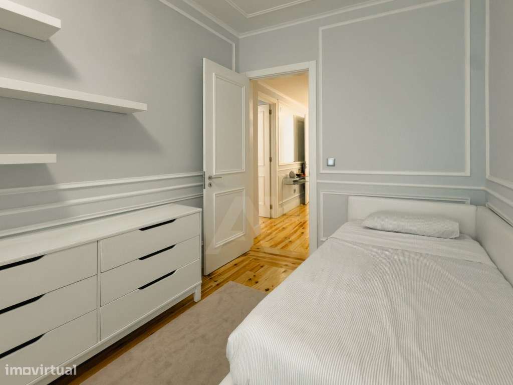 Apartamento T2 Totalmente Renovado e Mobilado em Lisboa-20