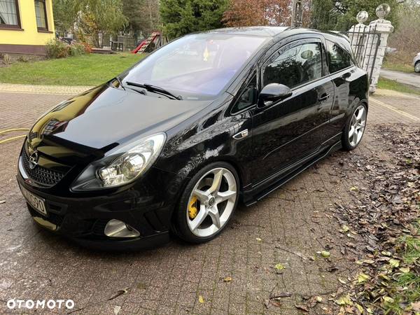 Opel Corsa 1.6T OPC - 1