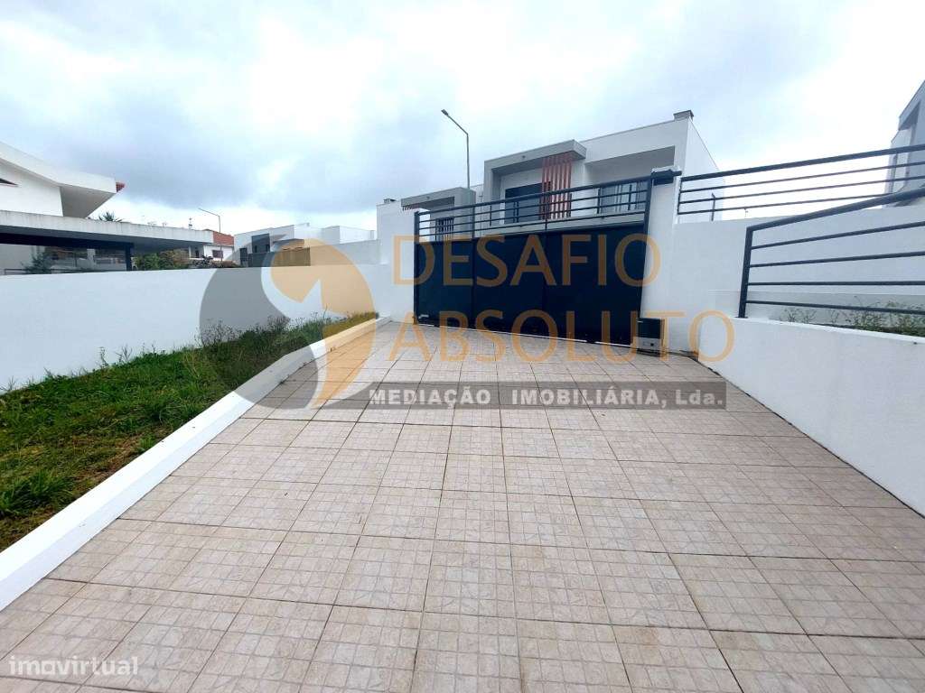 Moradia Isolada T5, boas áreas. Quinta da Alembrança - Feijó-41