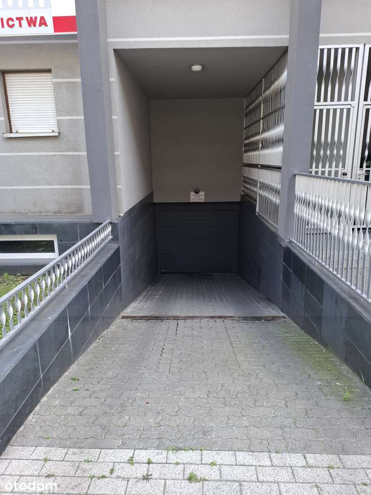 Centrum, ul. Staszica, 132,0m2  w cenie 2 miejsca w hali garażowej-17