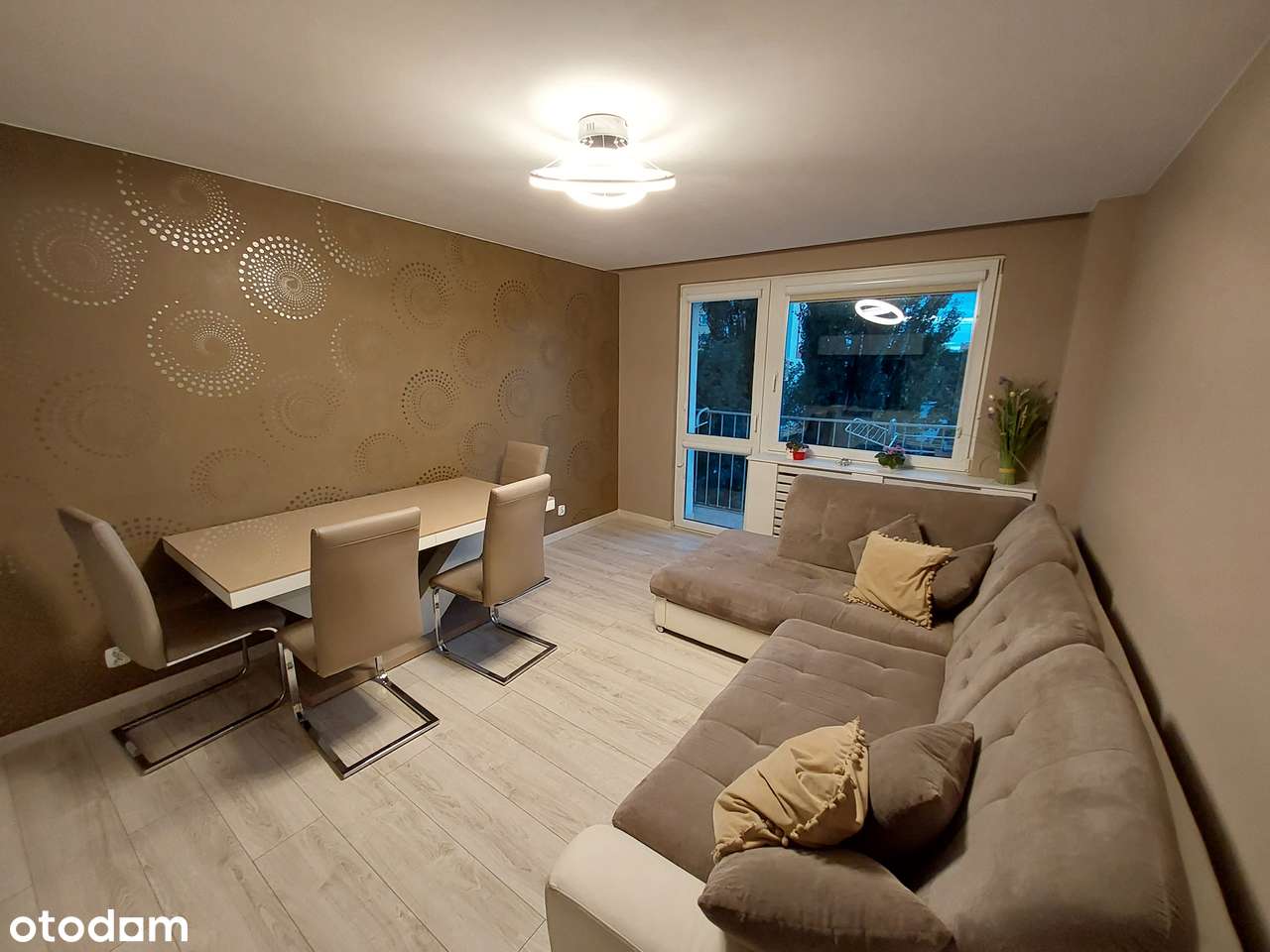 Mieszkanie 3 pokojowe z balkonem - Pełny obrazek: 2/13