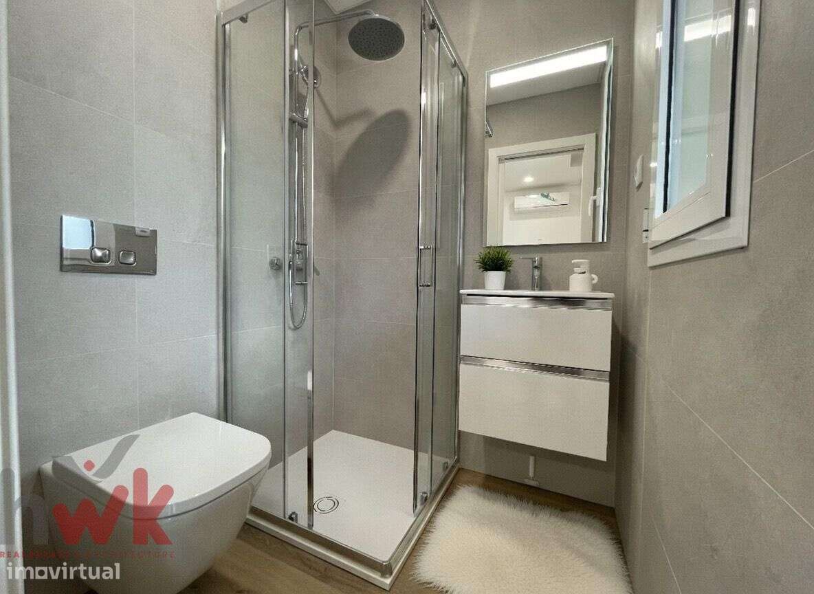 T2 Novo (2025) com 2 Suítes, Terraço e Garagem Box-9