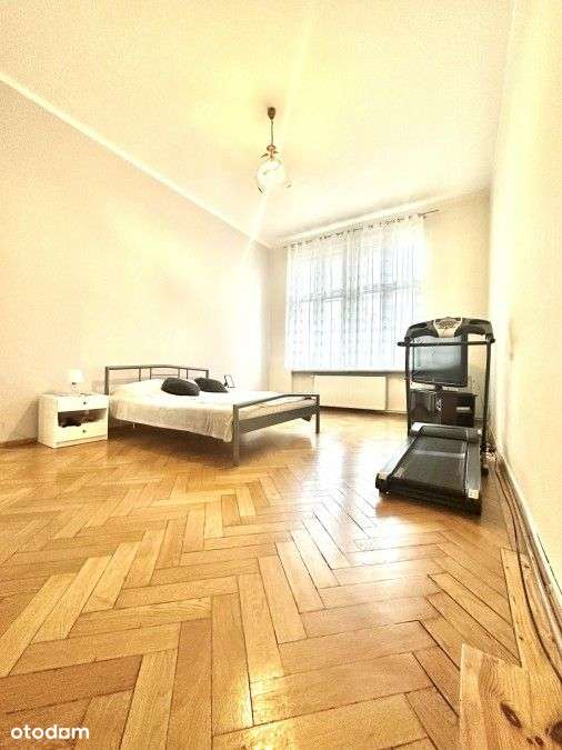 Mieszkanie w samym centrum miasta z widokiem na Aleję Fontann-8