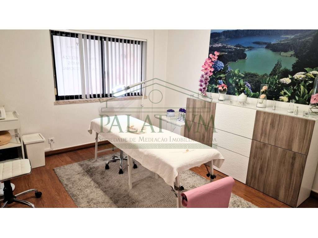 Espaço para escritório em Almada-14