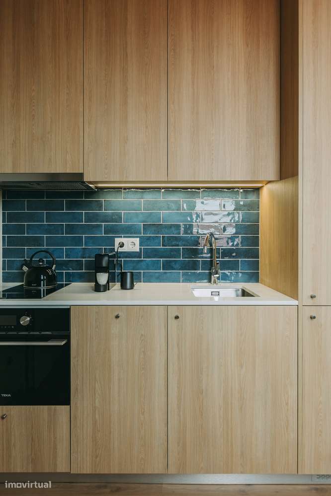 Estúdios modernos totalmente mobilados e equipados, prontos a habitar. - Grande imagem: 2/9