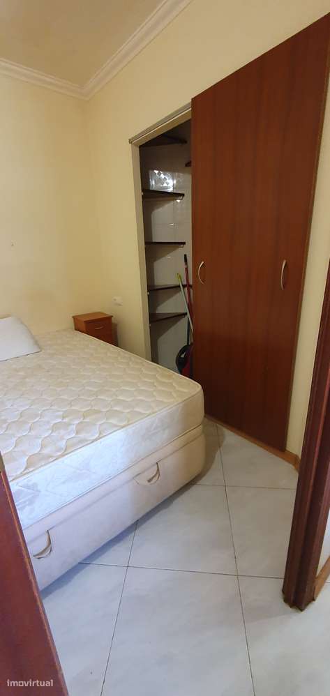 Apartamento T0+1 - Equipado - Amorosa-2
