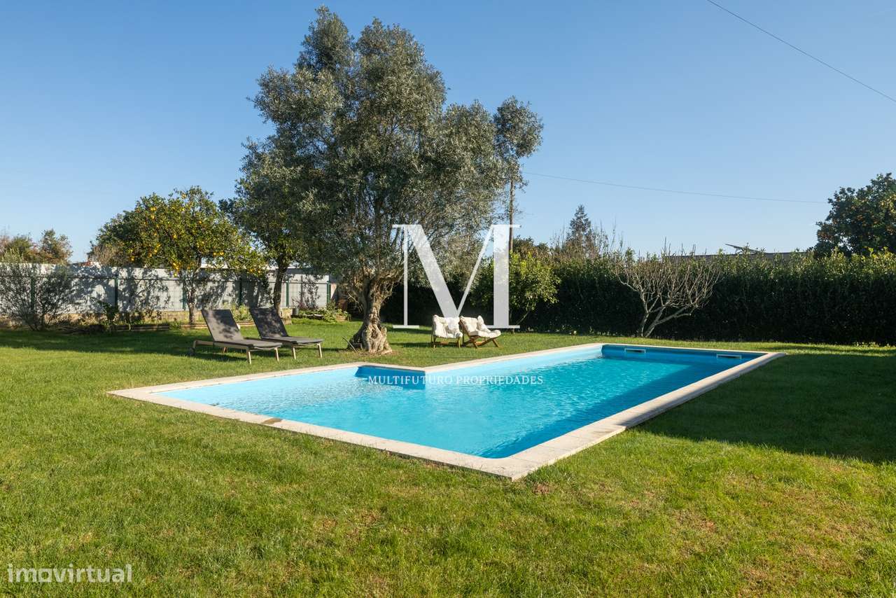 Famalicão | Propriedade T3+1 Térrea | 1.500 m² | Piscina | Jardim | LU-43