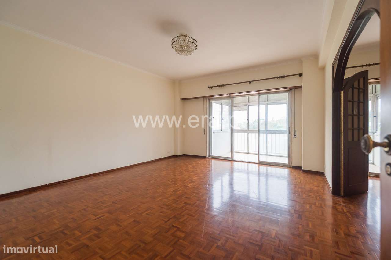 Apartamento T6 - Benfica-6