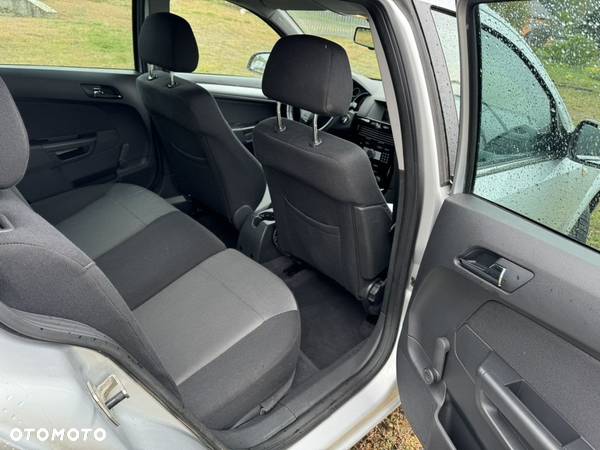 Opel Astra III 1.7 CDTI EcoFLEX - 10