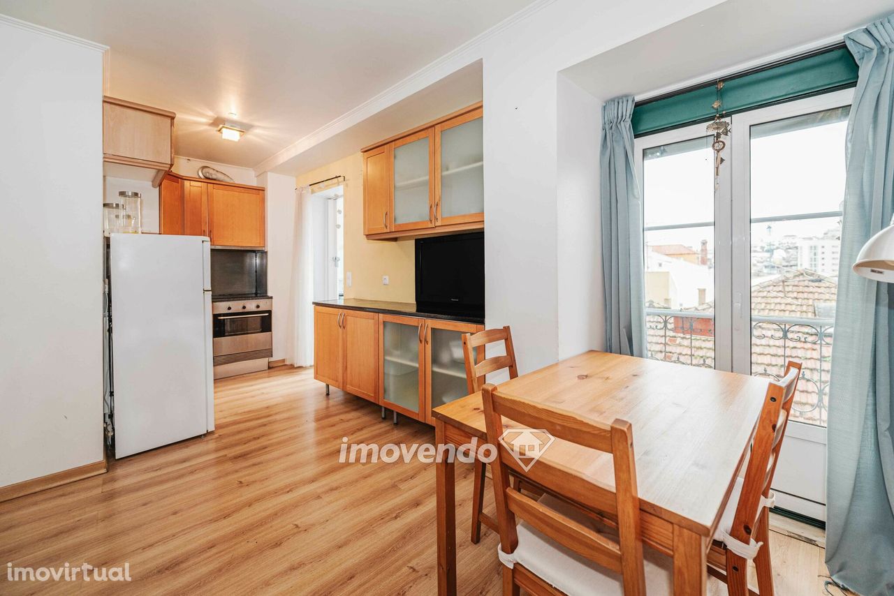 Apartamento T3 remodelado, numa zona exclusiva, no centro de Lisboa